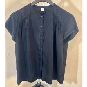 Old Navy M button up blouse black